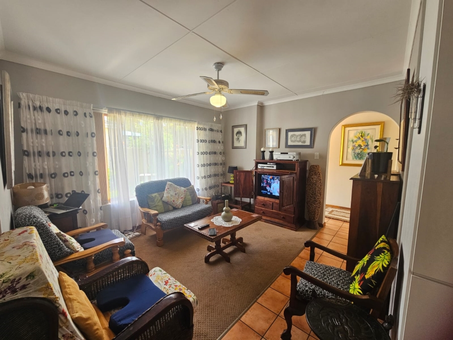 3 Bedroom Property for Sale in Stilbaai Wes Western Cape